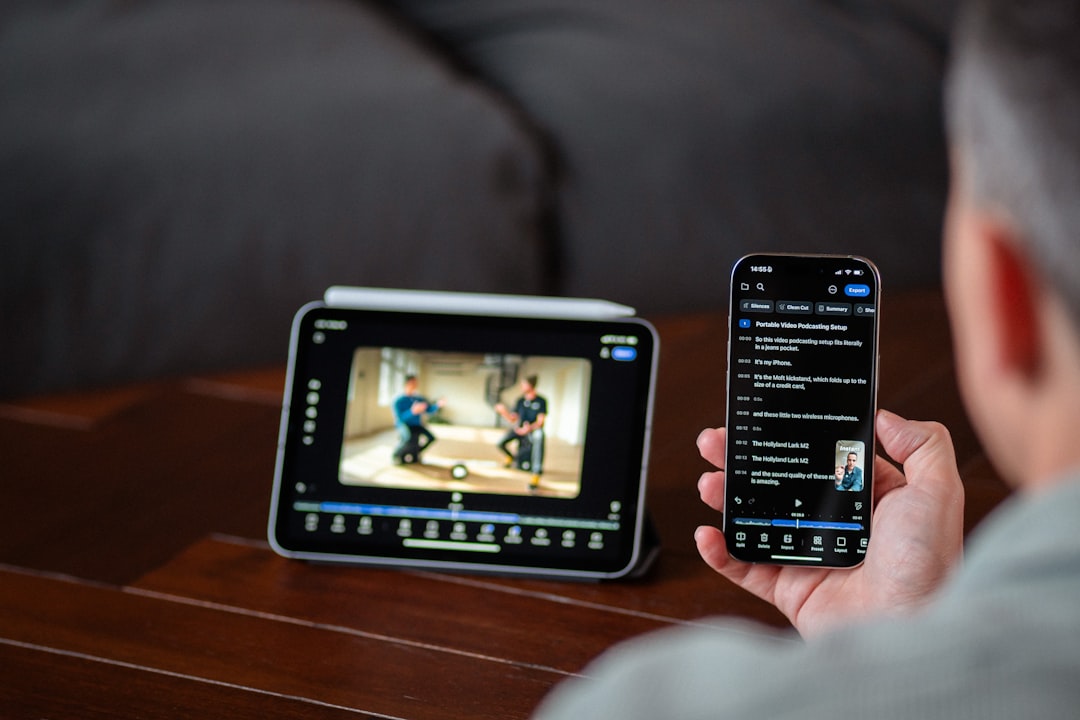 How to Use Descript - video
